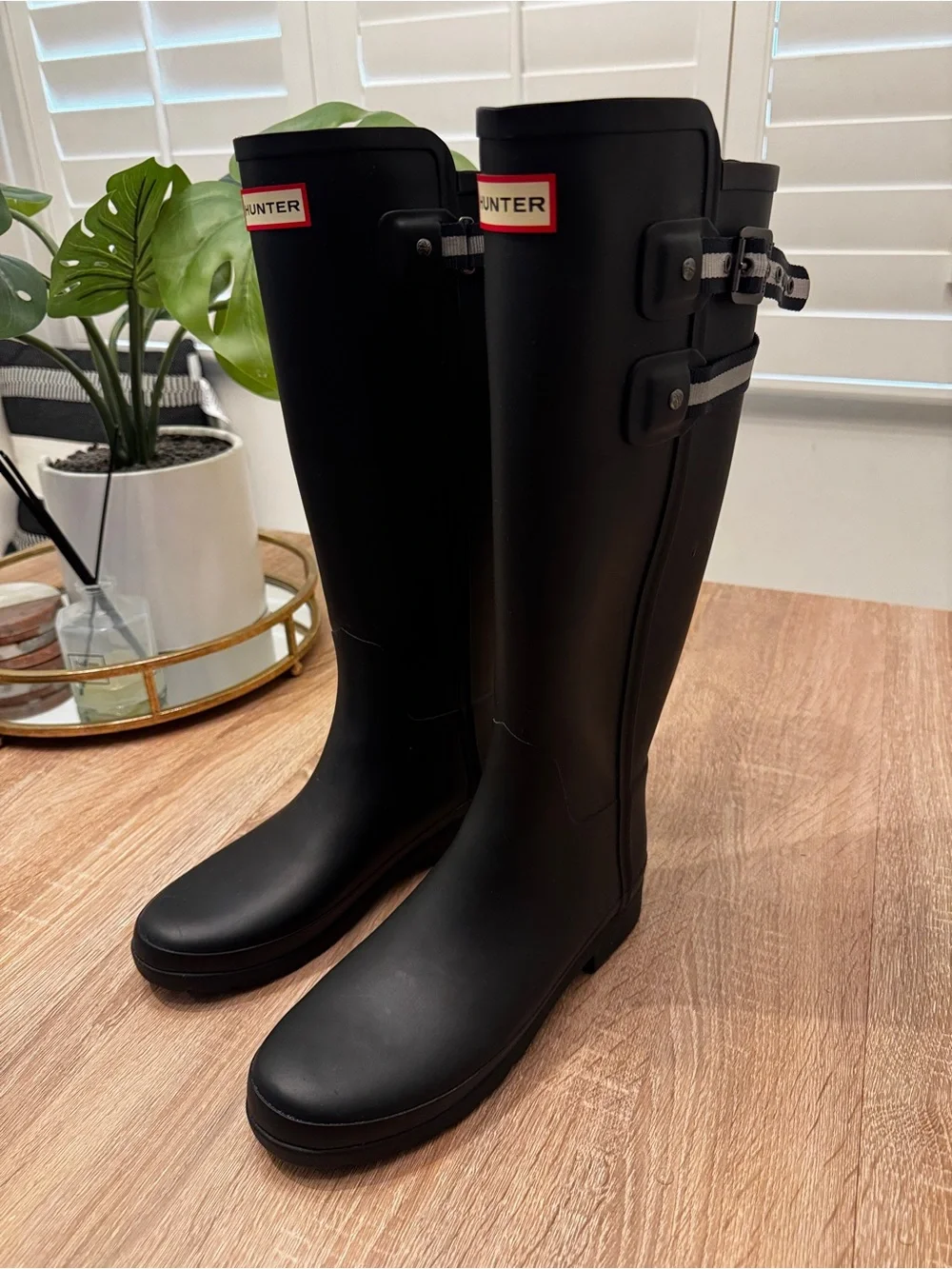 Hunter Tall Adjustable Double Buckle Rain Boots – Black – Women’s US 7